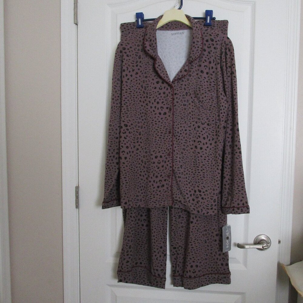 NWT two piece pajama set